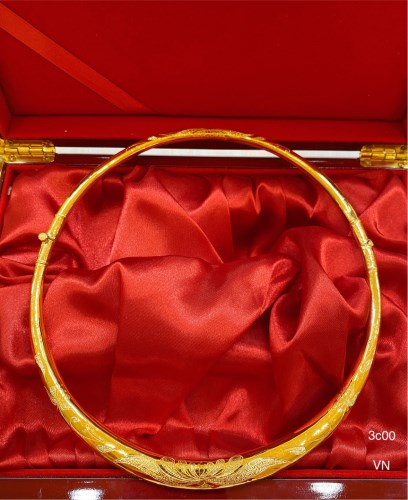 Trang sức cưới - Vàng Bạc Văn Ngân - Công Ty TNHH Kinh Doanh Vàng Bạc Văn Ngân